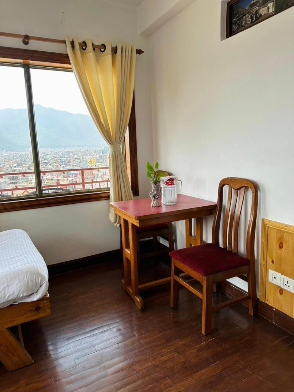 Kathmandu View Hotel Экстерьер фото